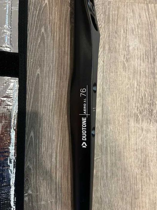 Wingfoil Mastro y fuselaje Duotone AL 90/76