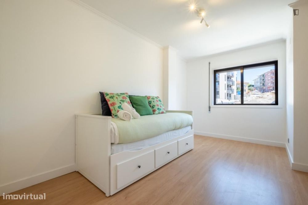 Apartamento com 3 quartos - localizado em Mafamude Porto
