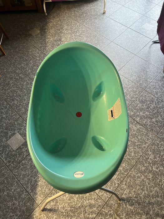 Banheira de Bebé com Suporte Dobrável – Verde Água
