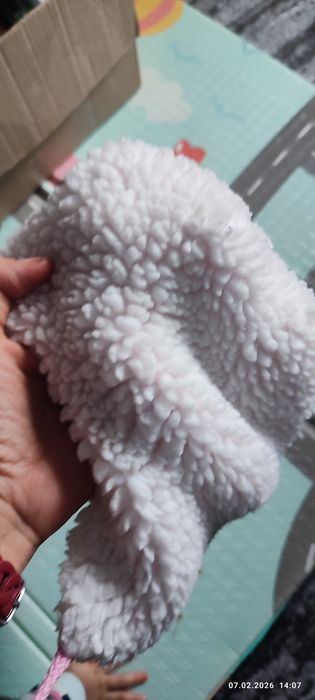 Шапка зимова на дівчинку