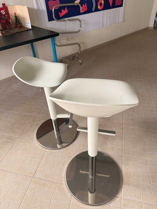 Bancos JANINGE em bom estado