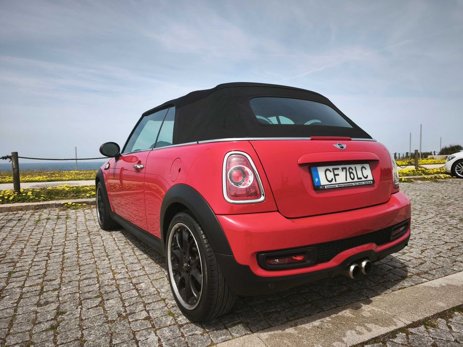 Mini Cooper s cabrio n18435349285451878402