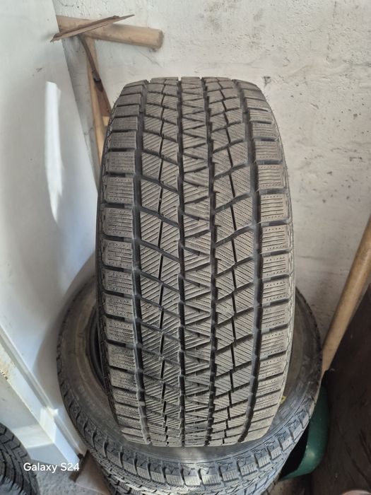 Kapsen RW 501   235 45 18 зима