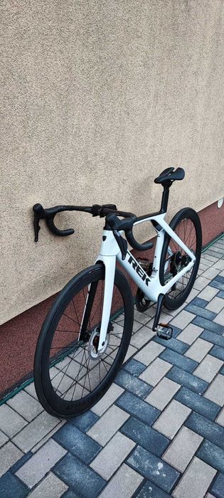 Trek Madone SL7 Gen 7 – NOWY – Ultegra Di2, Carbon, 2024