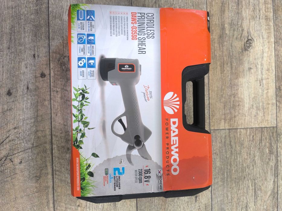 Tesoura de poda eletrica