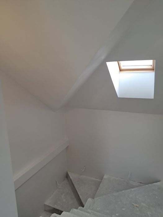 Profesjonalne gładzie maszynowe i malowanie natryskowe