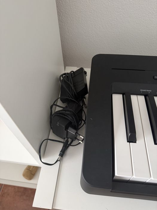 Yamaha p145b com garantia fnac