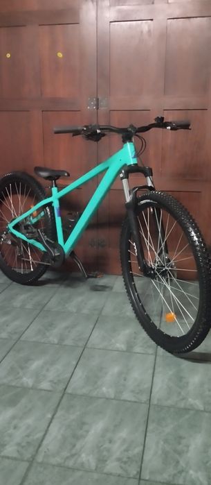 Rockrider explore 100 roda 29 M nova