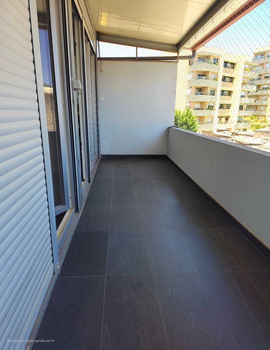 Apartamento T2+1 Remodelado com 2 Suites e Garagem Dupla – Paranhos, Porto (Possibilidade de Venda Conjunta com Loja)