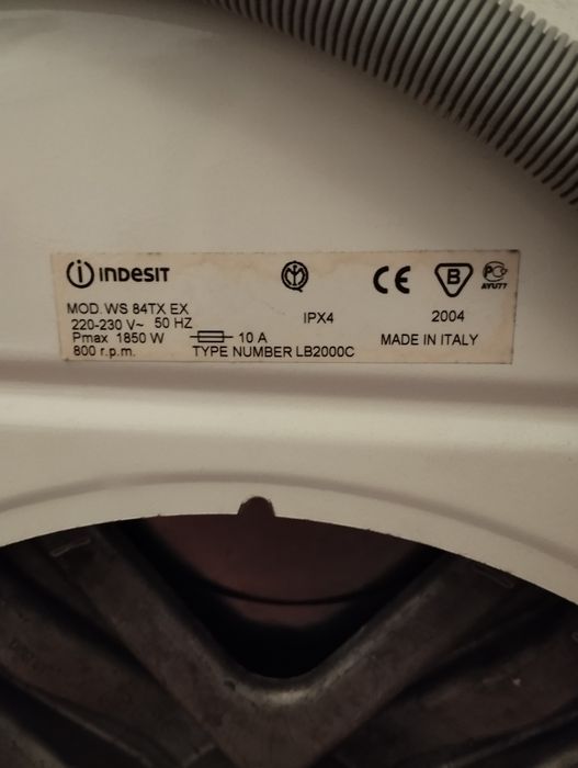 Пральна машинка indesit ws84tx, не робоча