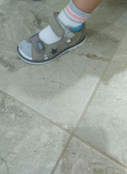 Продам сандалики на мальчика.