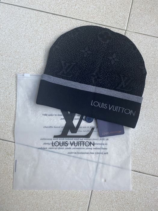LV Beanie com Embalagem