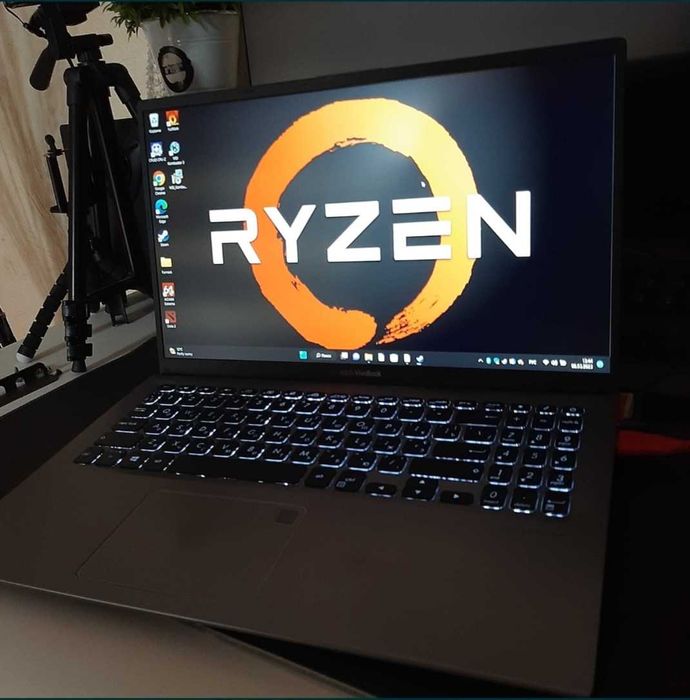 МОЩный ноутбук Ryzen 5 8x3.7Ghz 2 видеокарты 4gb DDR5 ram 12 nvme 256