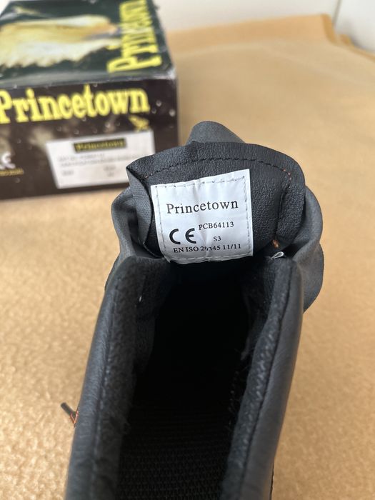 Botas de seguranca em pele com proteção aço