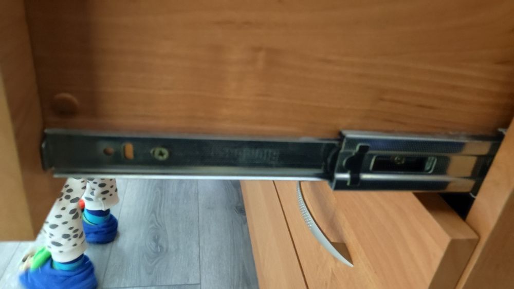 Продам комод з дзеркалом