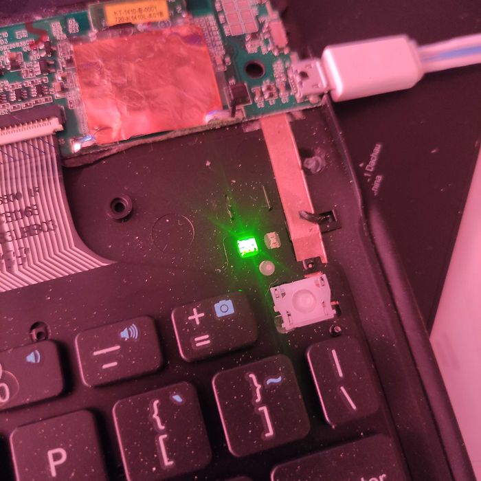 Logitech Клавіатура bluetooth до планшету Galaxy TAB 4 10,1"