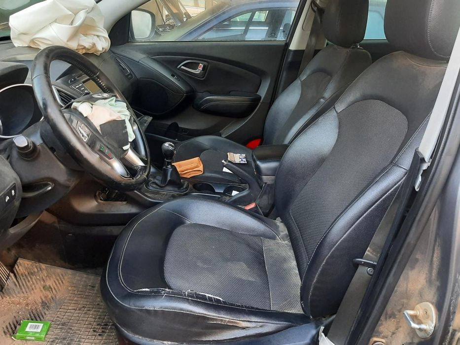 Transmissão Frente Esquerda Hyundai Ix35