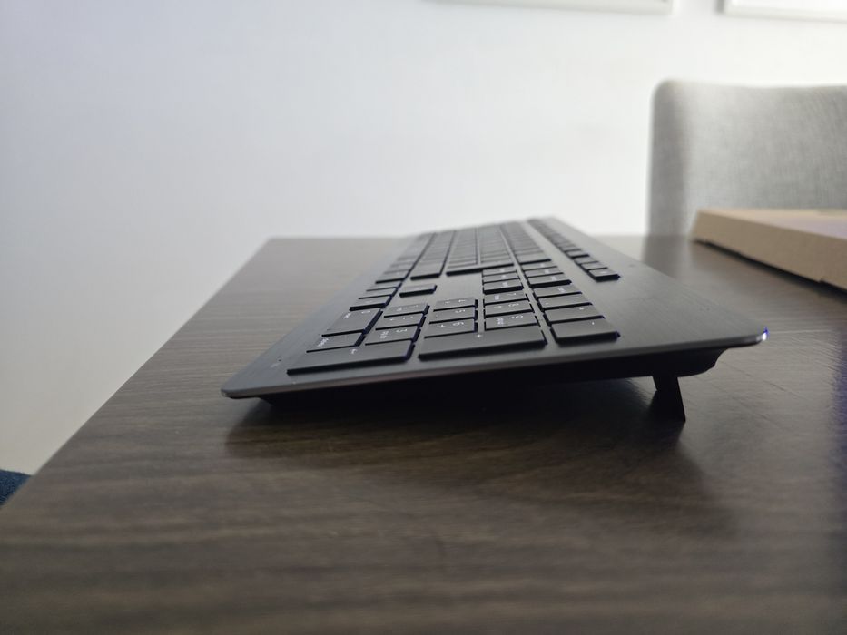 HP Wireless Premium Keyboard Z9N41AA64730002369025122