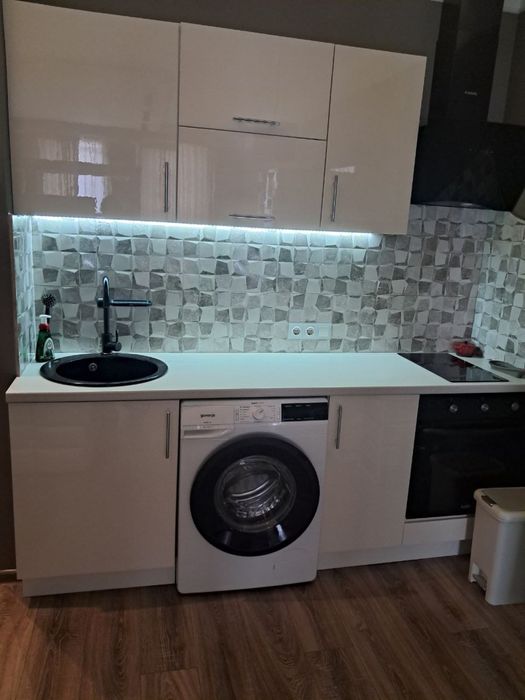 Квартира с евро ремонтом рядом с центром города