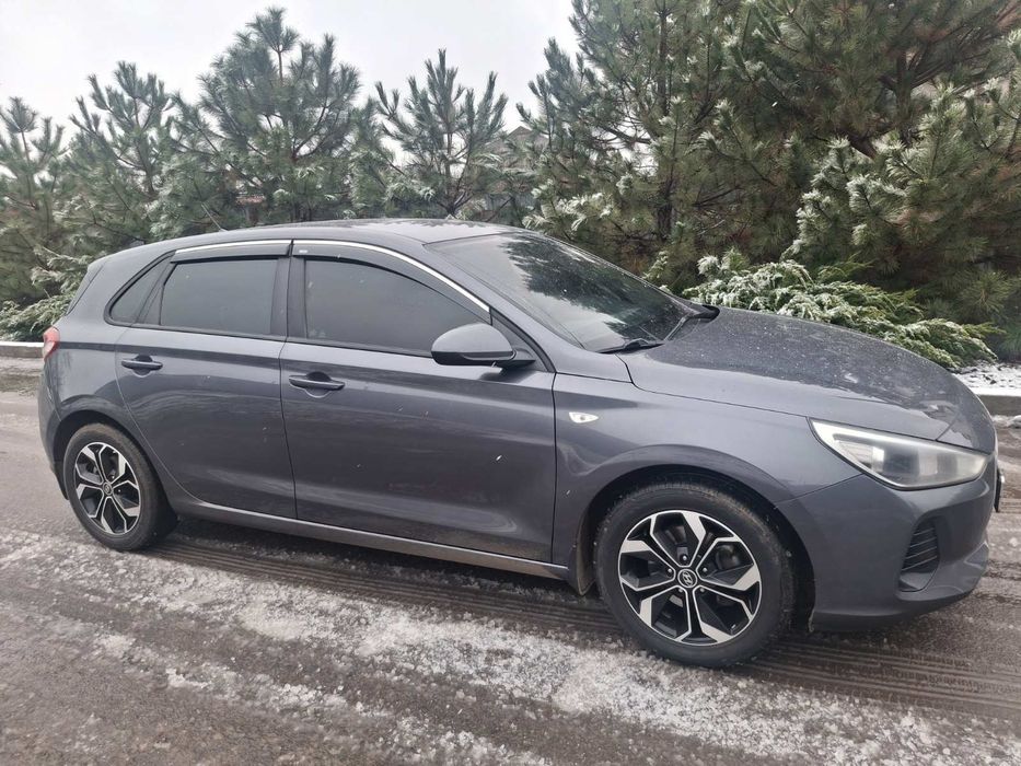 Продам автомобиль хюндай i 30