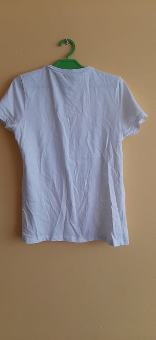 Bluzka t-shirt z rekinem rozm 134
