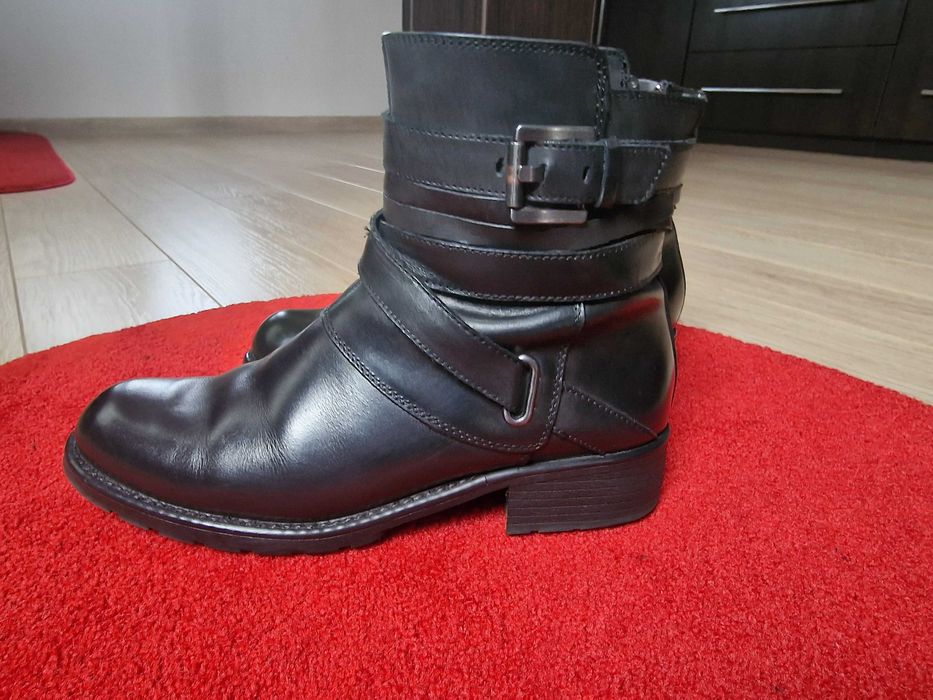 Botki workery trzewiki Clarks skóra naturalna r. 40 – stan bdb