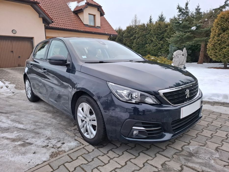 Peugeot 308 Bogate wyposażenie,mały przebieg