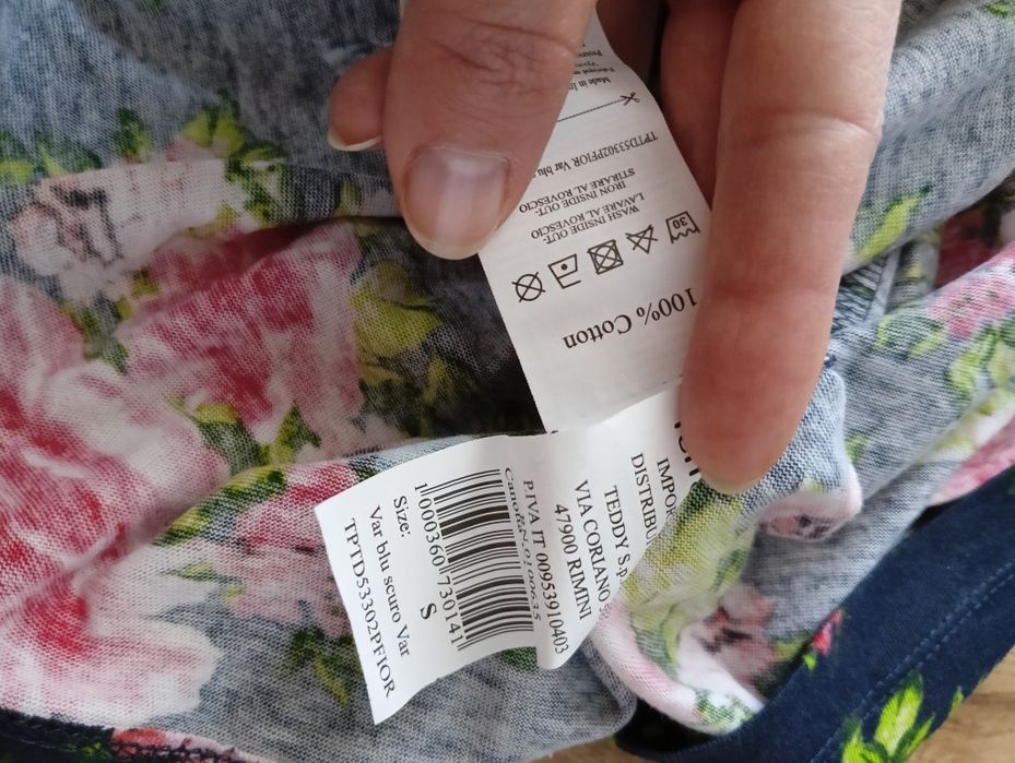Nowa bawełniana bluzka na ramiączkach w kwiaty