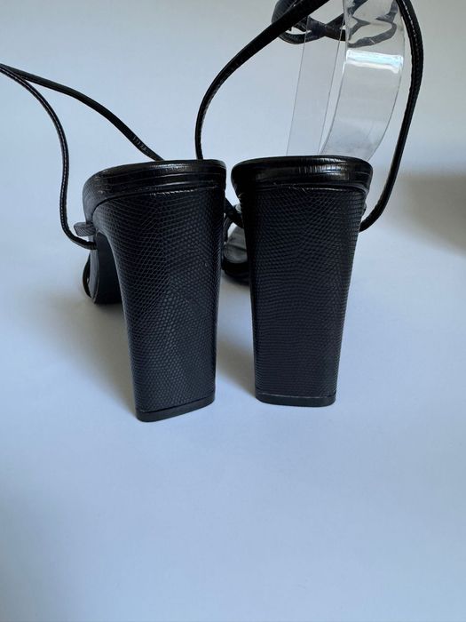 Nowe damskie sandały na obcasie RAID czarne 41