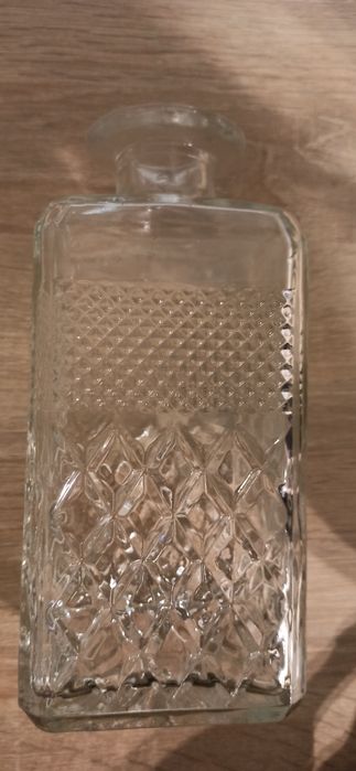 Karafka na wino 600 ml