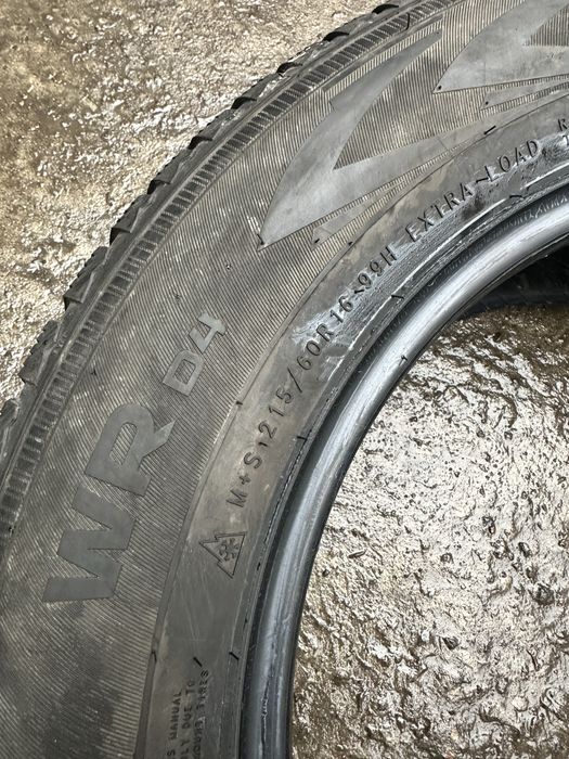 Шини 215 60 16 99H XL Nokian WR D4 пара