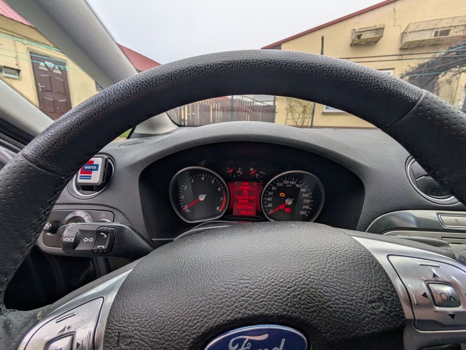 Ford S-Max 2.5T LPG 7 miejsc