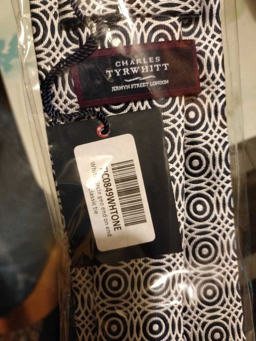 Nowy krawat Charles Tyrwhitt London Silk Premium