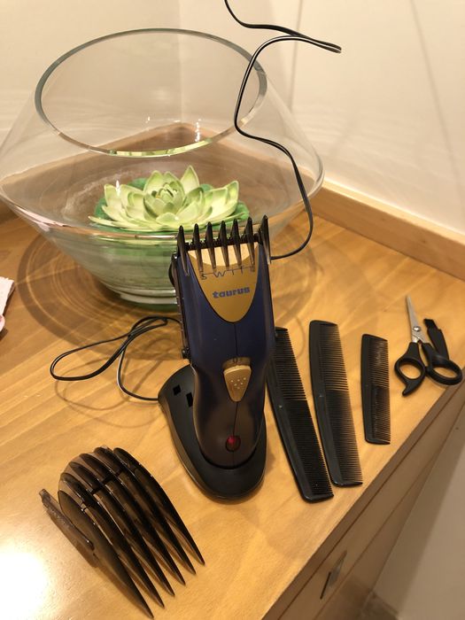 Maquina cortar cabelo sem fio