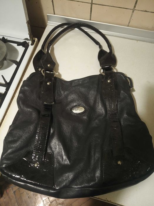 сумка кожаная чёрная женская