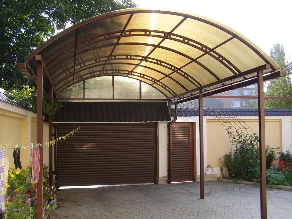 Полікарбонат стільниковий та моноліт