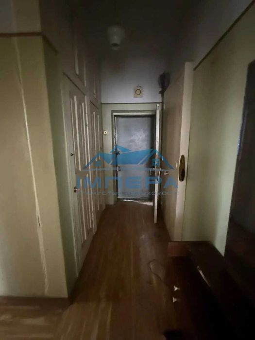 Продаж 3-кімнатної квартири в самому Центрі міста. Сталінка. Цегляний будинок