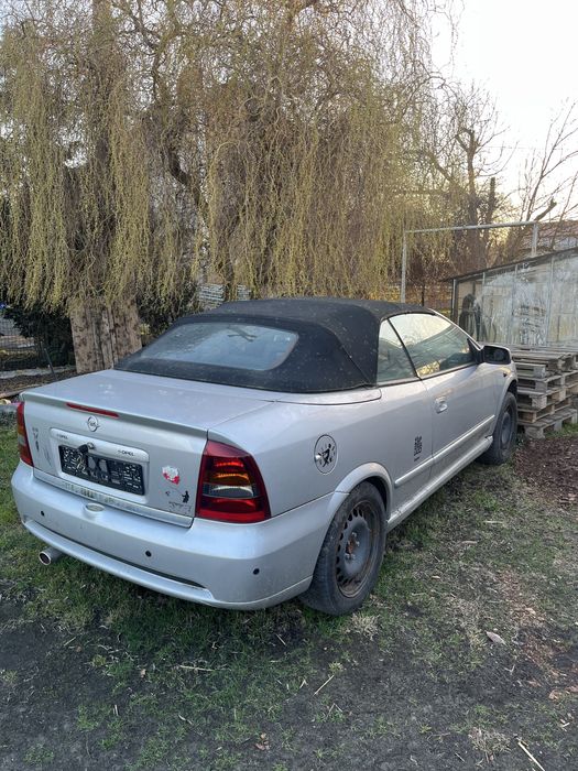 Opel astra kabriolet 2.2 plus opel astra na części