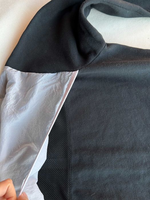 NIKE _ Czarna rozpinana bluza S