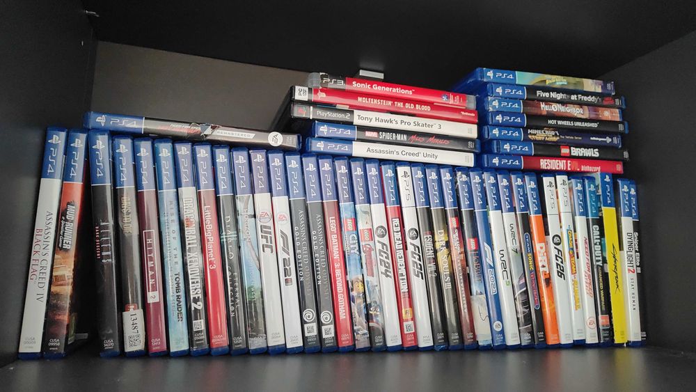 Cyberpunk playstation 4 Red dead redemption 2 playstation 4 FC 24 playstation 4