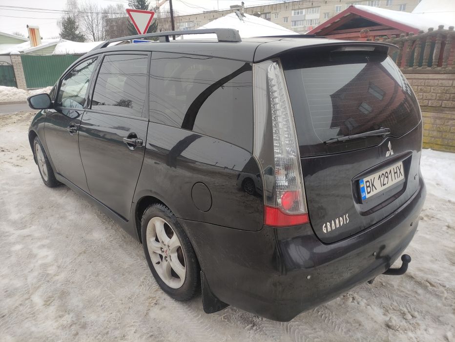 Міцубісі Грандіс