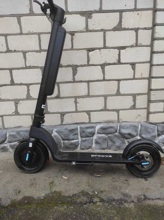 Електросамокат Proove