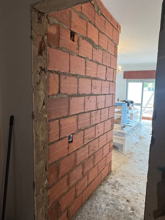 Serviços De Obras e Pinturas