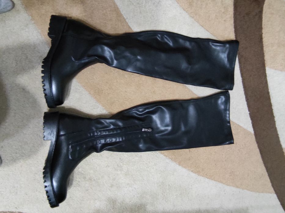 Buty muszkieterki za kolano na chude nogi