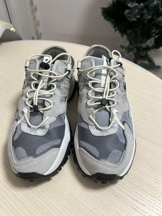 Нові оригінальні кросівки