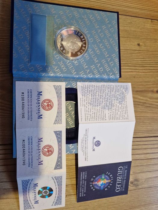 Medalhas de Prata Iubilaeum 2000 A.D.