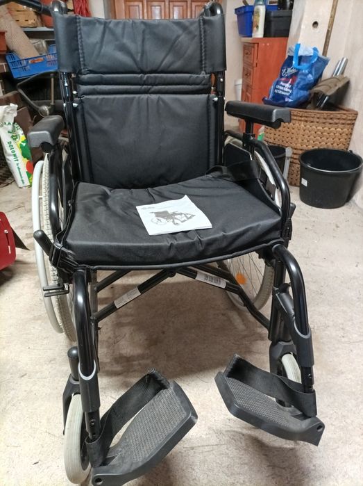 Nowy wózek inwalidzki