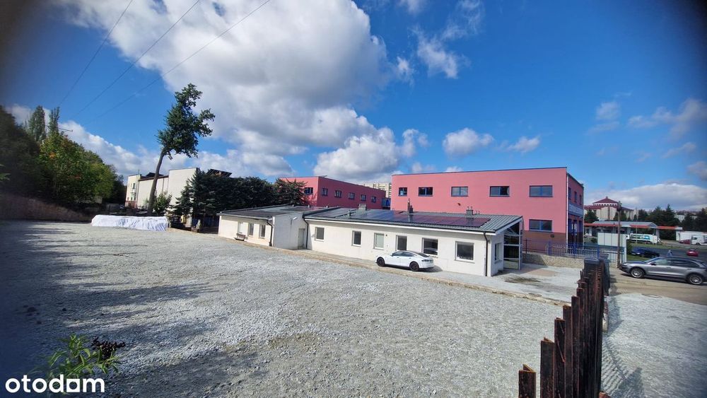 Top lokalizacja !!! 450m2 biuro magazynow parking pompa / panele 24KWp