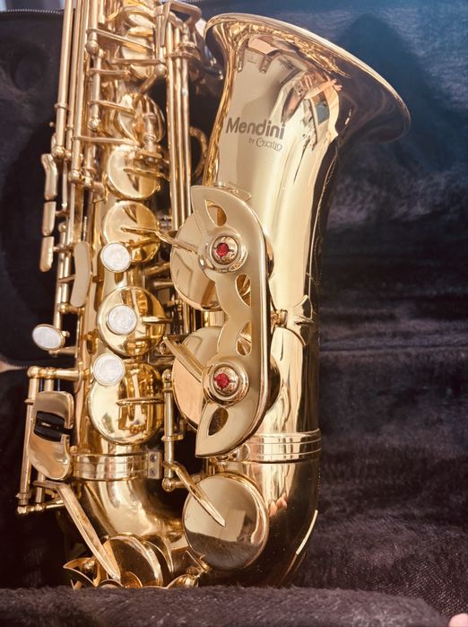 Saksofon alt Mendini By Cecilio MAS-L+92D+PB Gold Lacquer E Flat Alto Sax