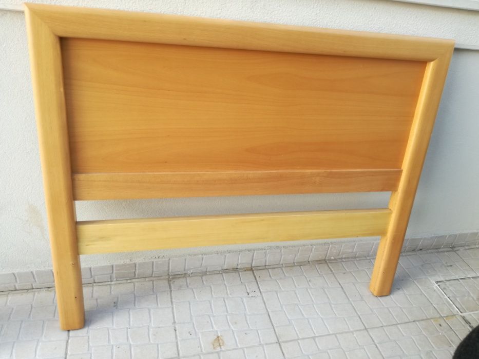 Cabeceira de cama  em faia 1.20cm